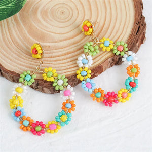 Daisy Loop beaded hoop earrings