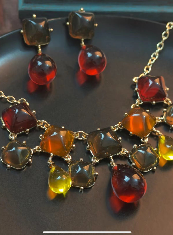 Amber Flames Necklace Set
