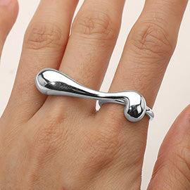 Curve Couture Adjustable Ring